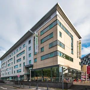 https://holiday-inn-express-leeds-city-centre-armouries.yorkshirehotels.net