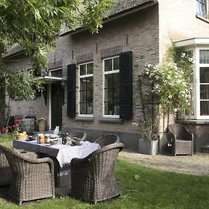 https://buitengoed-de-uylenburg.utrechthotels.net