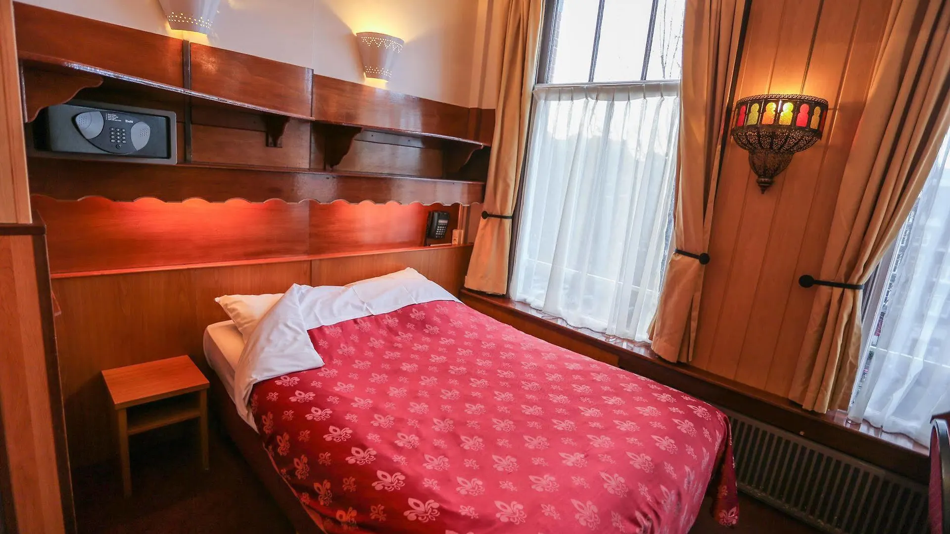 Nadia Hotel Amsterdam